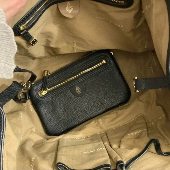 Mark cross black leather tote bag with pouchette
